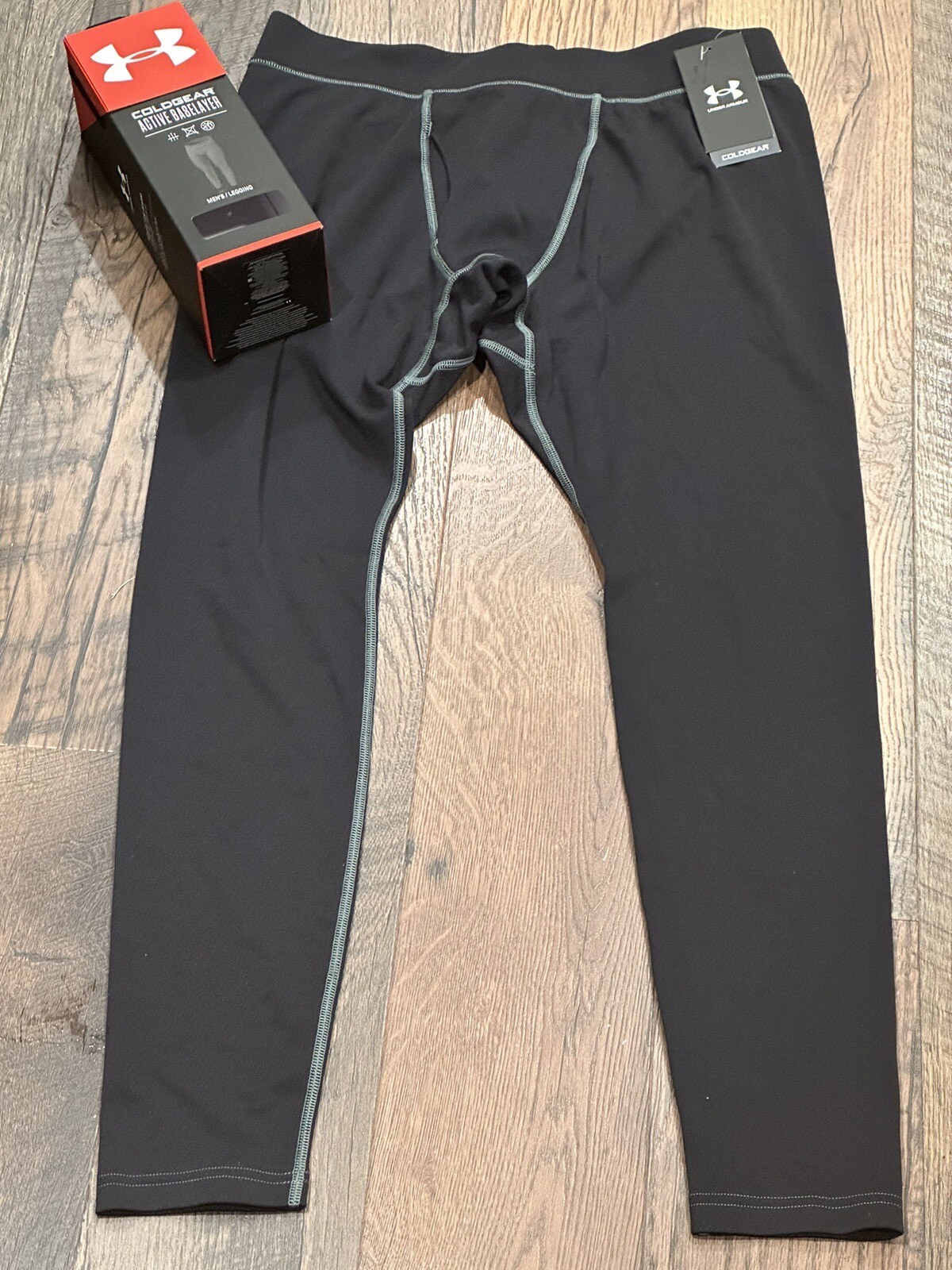 Men's Black Under Armour Cold Gear Active Base Layer Leggings / New