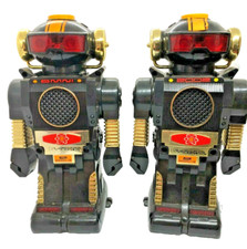 LOT 2 VTG ALADDIN OMNI 2 MODEL-B TOY SPACE ROBOTS 2002 BLACK FOR PARTS/REPAIR