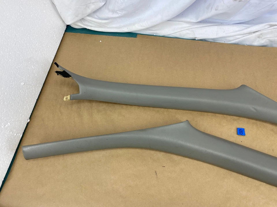 Lexus ES300 1997-2001 izquierda y derecha moldura de pilar gris OEM #2334E Foto 2 de 4