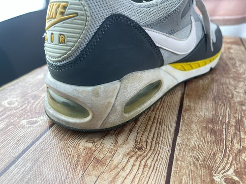 Nike Air Livestrong Herren Sportschuhe Größe 8 grau & gelb - Bild 7 von 13