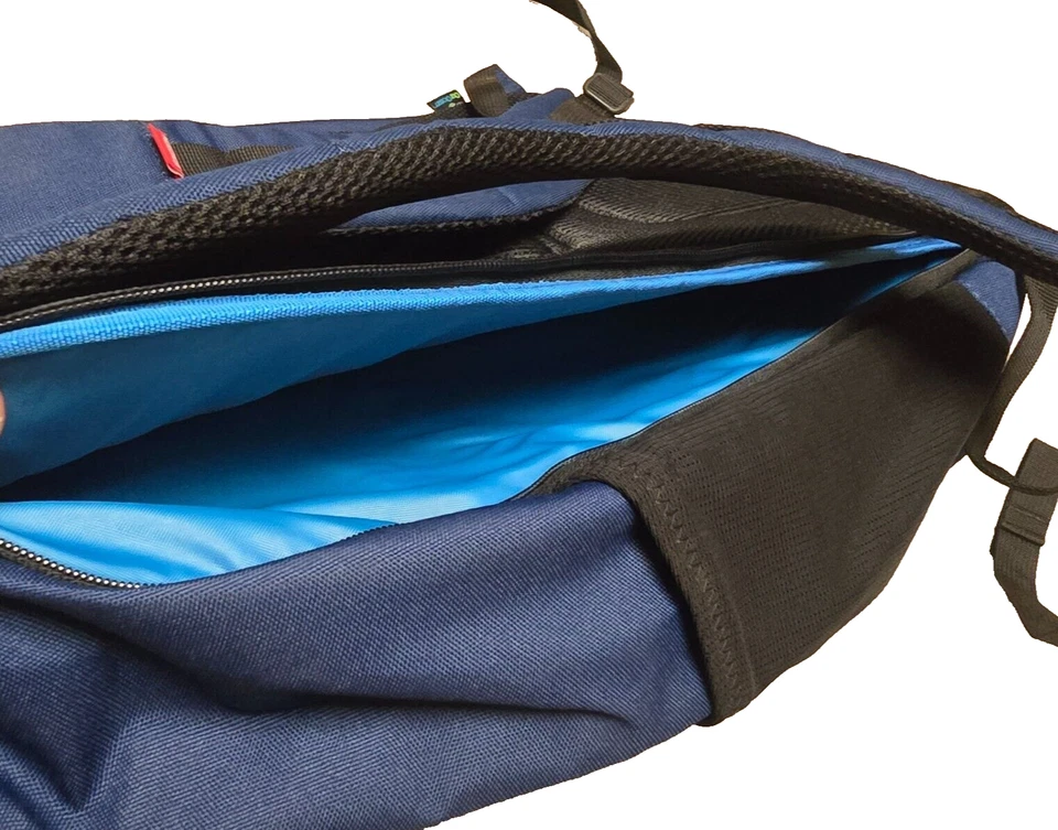 NIXON“Ransack”26L背包带笔记本电脑隔层和滑板带海军蓝 — 第 4/4 张图片