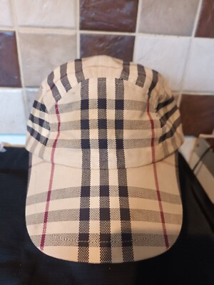 帽子 BURBERRY LONDON BURBERRY London Black Padded Nylon Bucket Hat Horseferry