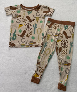 LITTLE SLEEPIES Ready to Rodeo Pajama Set 12-18 Mon. (Free S/H)