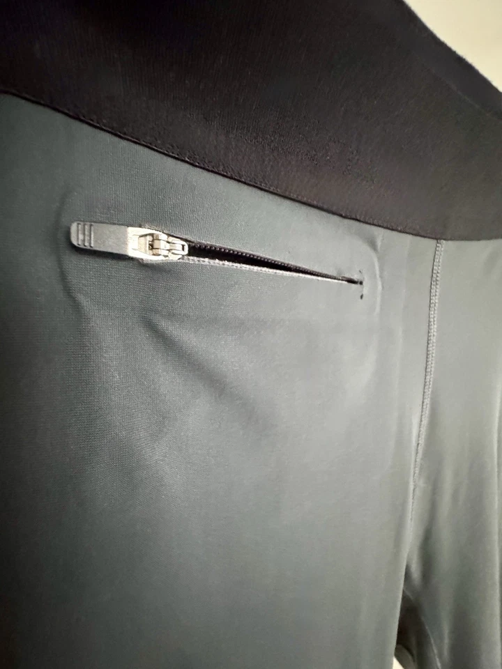 Céline -Phoebe Philo 高端拉链脚踝/口袋紧身裤时尚灰色 - RSP590 美元 — 第 3/4 张图片