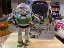 Toy Story Signature Collection - Buzz w/ Box and COA (Rare Cloud Box, For Parts)