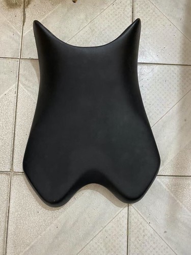 Yamaha YZF-R6 OEM Seat saddle driver rider Front Driver Seat 2008-2016