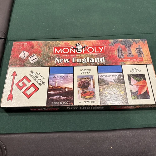 Vintage MONOPOLY New England Edition 2001 Hasbro 100% Complete Collectible Token