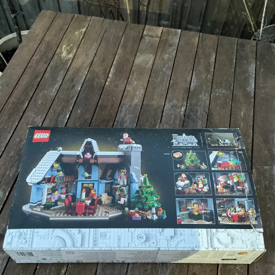 LEGO 10293 Santa's Visit, photo 2 of 2