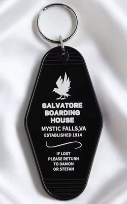 Vampire Diaries Mystic Falls Motel Style Keyring Key Fob Ring
