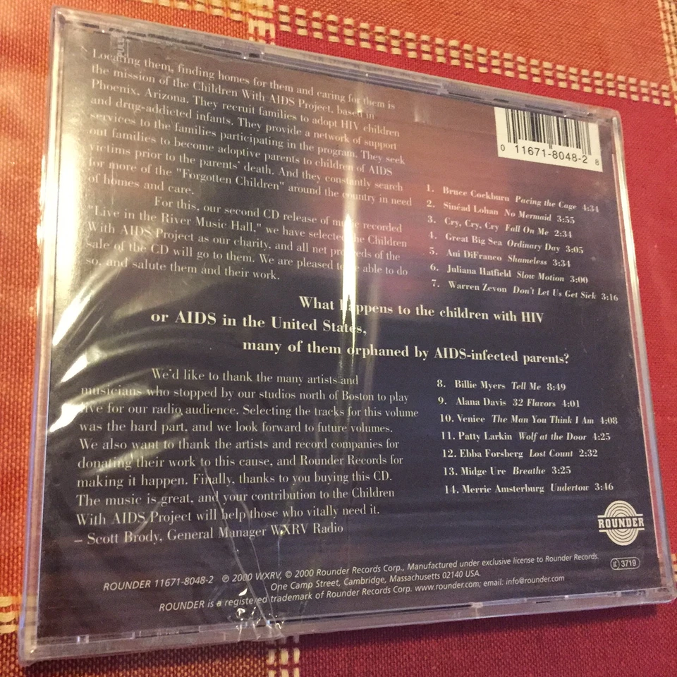 THE RIVER 92.5 FM Live From the Music Hall Version 2.0 BRAND NEW SEALED CD RARE Foto 2 de 2