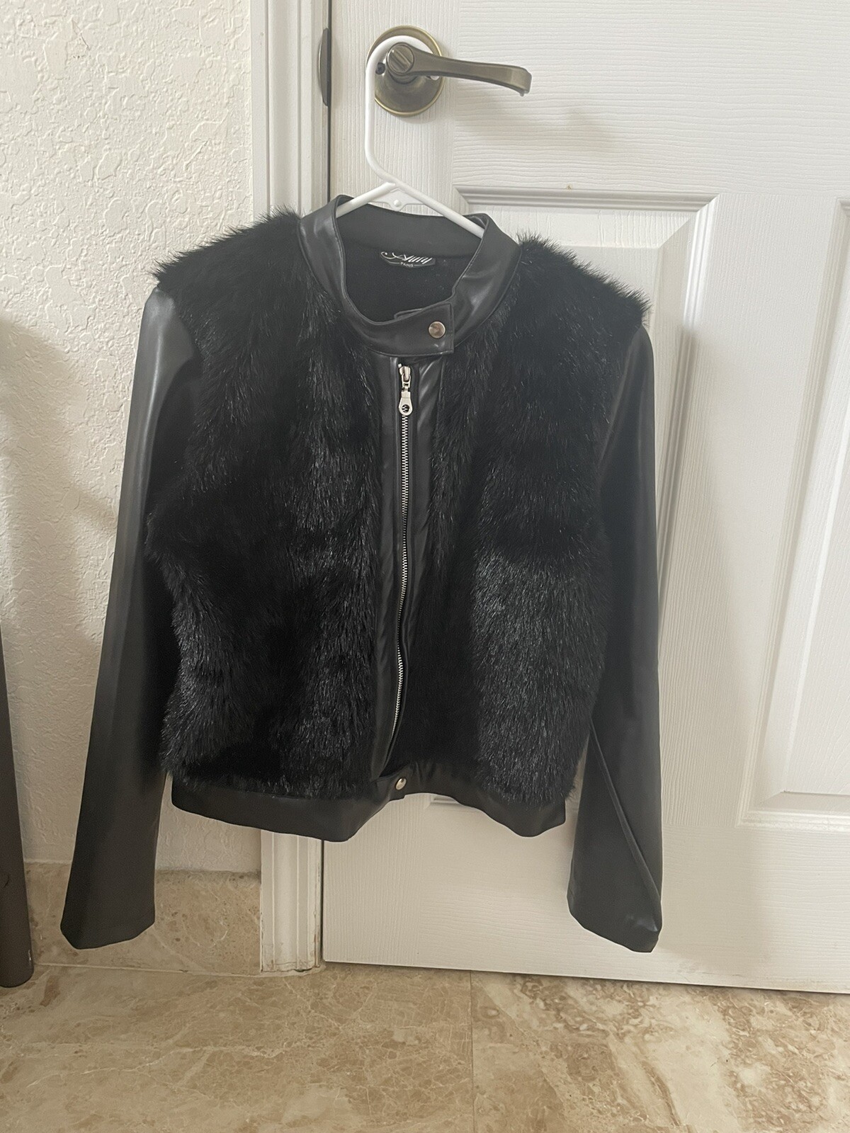 Picture 4 of 12