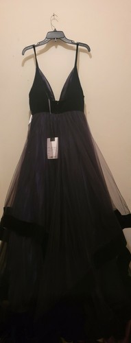 Mac Duggal 67106H Women's Plunging neckline Gown Black Sz 6. - Picture 7 of 9