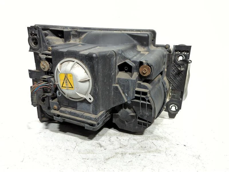 2006 Land Rover LR3 Left Silver Headlight Assembly OEM 26410, 116k Miles - Image 2 of 4