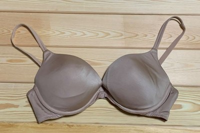 2002 Victoria's Secret Second Skin Padded 38C Underwire Padded Bra Y2K