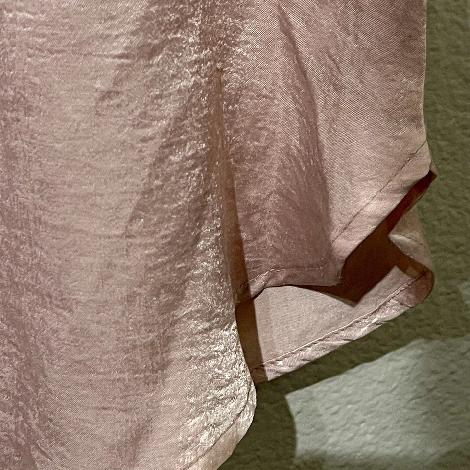 Camisa manga curta cetim NY Collection manga curta pó rosa feminina plus 1X - Imagem 3 de 4