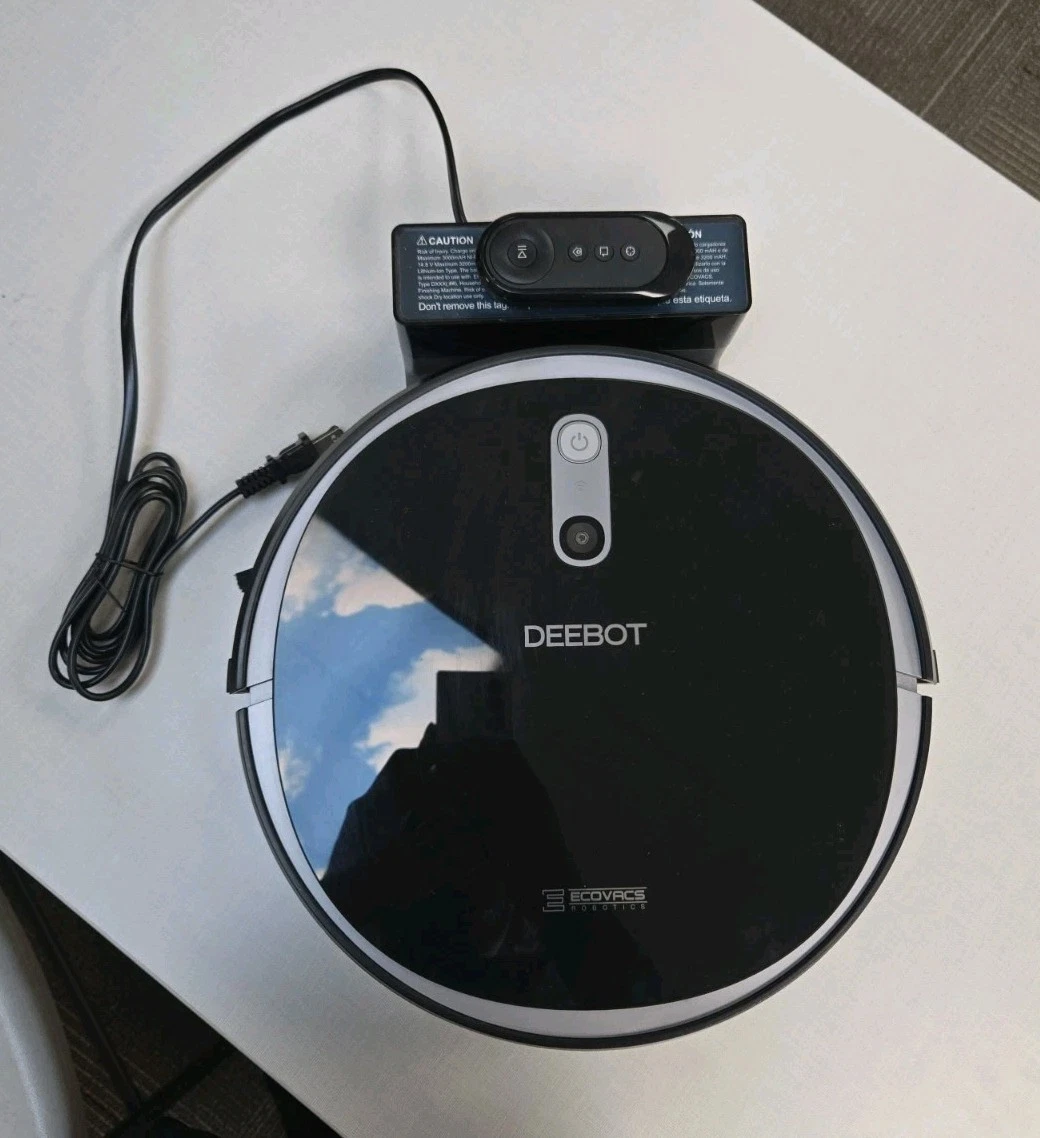 ECOVACS DEEBOT 711S Robot Vacuum Cleaner w/Smart Navi 2.0 Visual Mapping TESTED