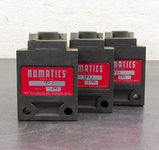 Numatics 1P3-1 Valve 1P31 Lot of Three (3)