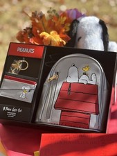 Peanuts Snoopy Backpack Wallet 3 Pcs Gift Set Backpack Keychain Wallet New