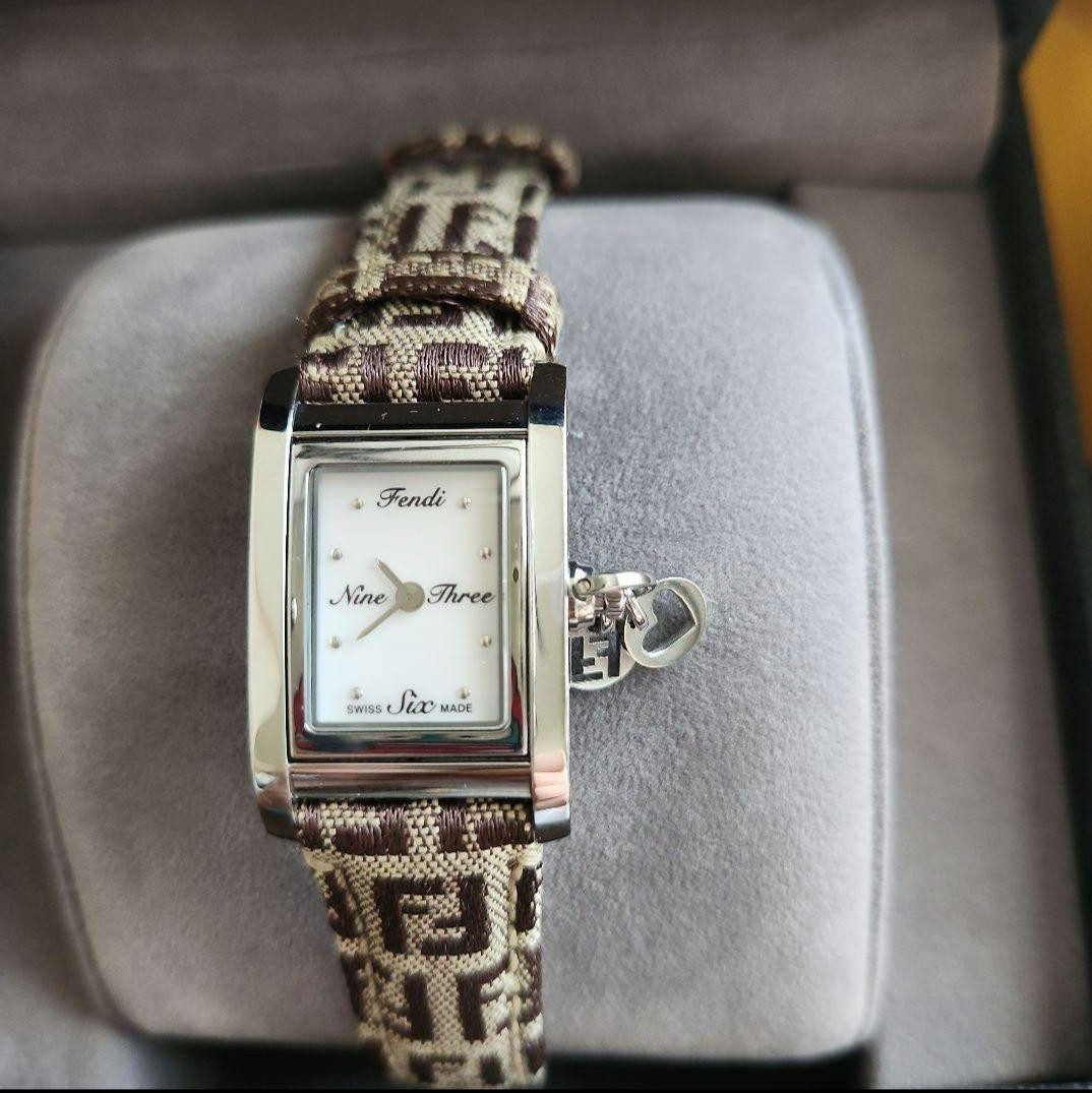 Fendi Heart & Logo Charm Watch Quartz 15.5cm Used/Excellent Condition