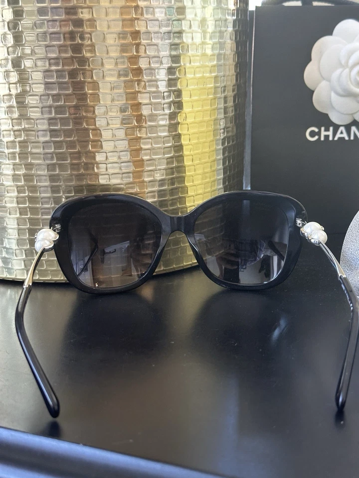 CHANEL CH5339H c501/S8 3P  Polarized Pearl Sunglasses, Black Matte/Purple - Image 4 of 4