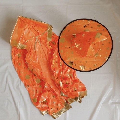Conjunto de capa y sombrero de bruja de Halloween para niños disfraz naranja 8055 en Japón