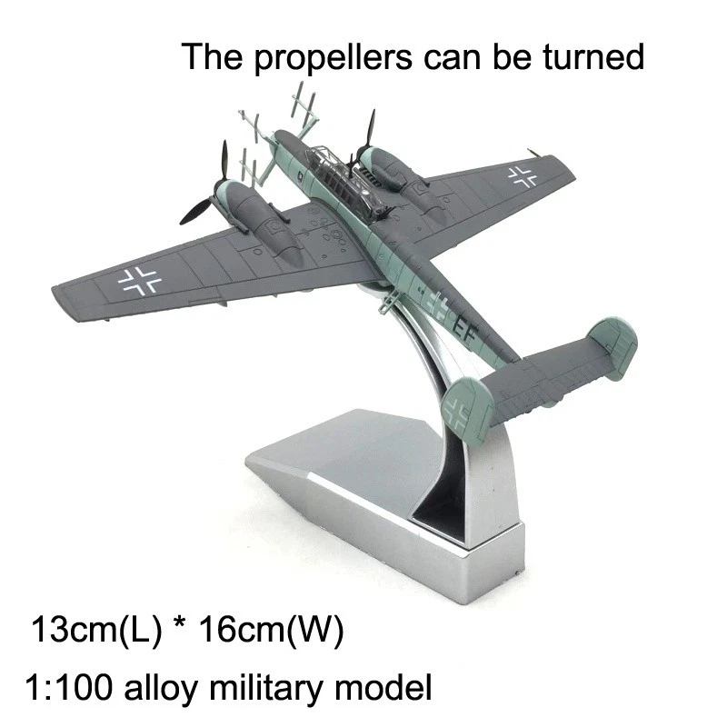 1:100 WW2 Luftwaffe Messerschmitt Bf 110 Bomber Model Diecast MilitaryCollection - Image 3 of 4