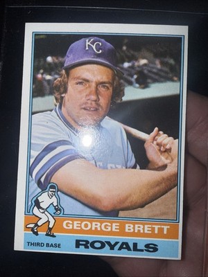 1976 Topps - George Brett #19 MT. NMMT Super Clean Card 