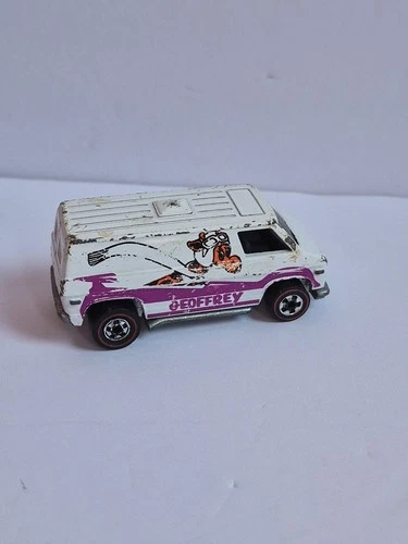 Vintage Hot Wheels Redline 1974 Geoffrey Van Hong Kong Toys R Us