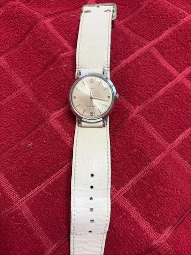 VTG Timex 60’s Mens Watch 1965 Birth Year White Grape Dial Chrome 34mm Parts