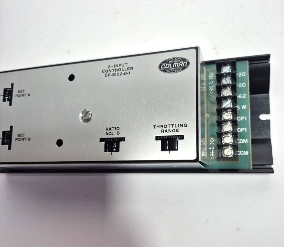 BARBER COLMAN TWO INPUT CONTROLLER CP-8102-0-1 (New Old Stock) - Image 3 of 4
