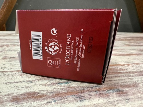 BRAND NEW: LOCCITANE MEN ESSENTIALS ORNAMENT GIFT SET - SHAVING CREAM, SOAP - Picture 5 of 5