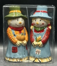 NEW Vintage Scarecrow Couple Salt Pepper Shaker Set K-Mart Fall Autumn Farmhouse