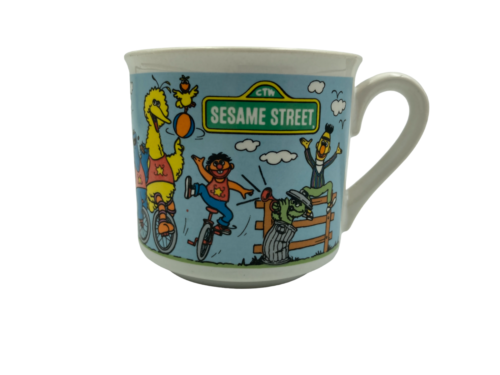 Vintage 1987 Sesame Street Child's Cup/Mug Ernie, Bert, Oscar, Big Bird - Picture 1 of 10