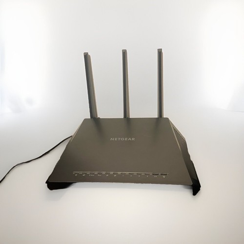 NETGEAR Nighthawk AC1900 Smart WiFi Router (R7000-100NAS)