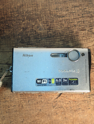Nikon COOLPIX S6 Silver Compact Digital Camera w/ battery No charger Untested