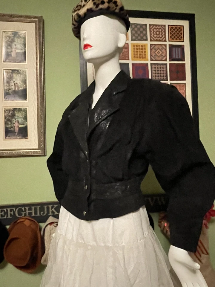 Abrigo de cuero negro vintage 1990 AICA pequeño punk discoteca motociclista cintura cortada S 26 Foto 2 de 4