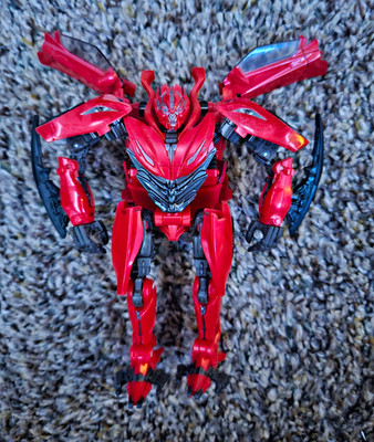 Transformers Studio Series 71 Deluxe Class Dino Complete