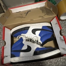 Nike Men s Mid Top Basketball Lace-Up Colorbl...