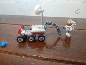 LEGO City: Space Moon Buggy (3365) Retired Set Complete