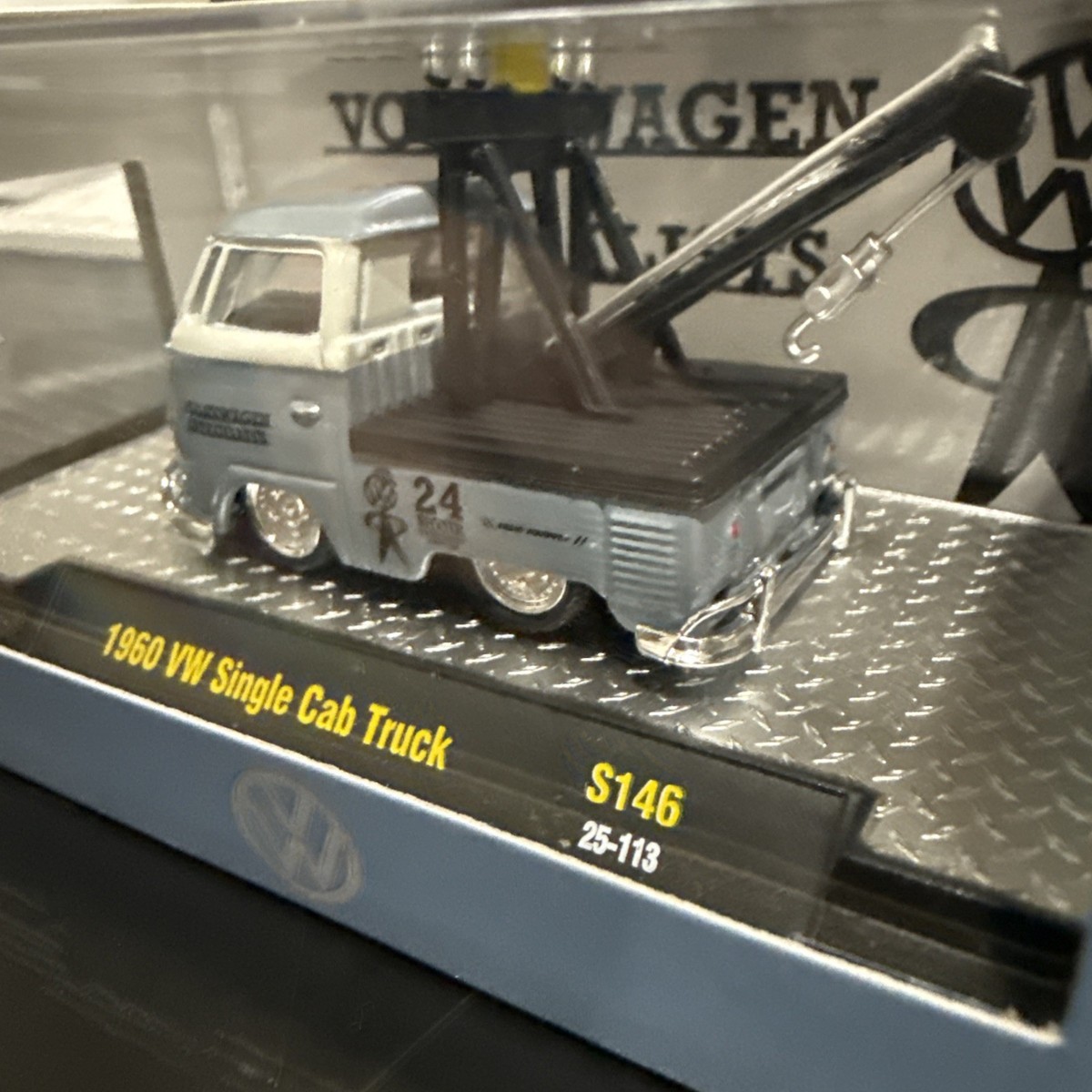 M2 Machines 1960 VW Single Cab Tow Truck 1:64 Diecast - Rare 24hr