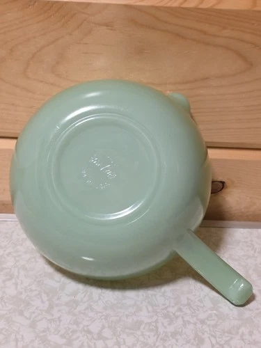 Vintage Fire King Jadeite single Spout Skillet Handled Bowl