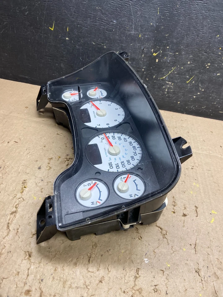 Dodge Ram 1500 2004 2005 cuadro de instrumentos velocímetro OEM U5674 DG Foto 3 de 4