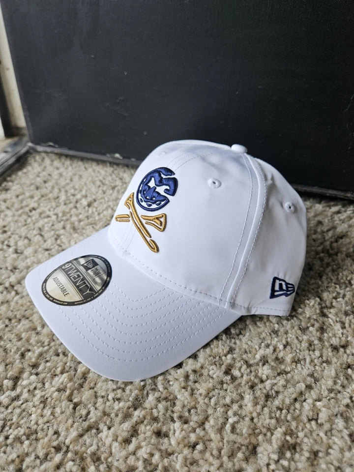 Gorra Bryson DeChambeau Crushers GC blanca New Era Foto 2 de 3
