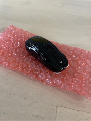 NEW OEM 16-20 TESLA MODEL X SMART KEY FOB REMOTE FCC:2AEIM-1048699