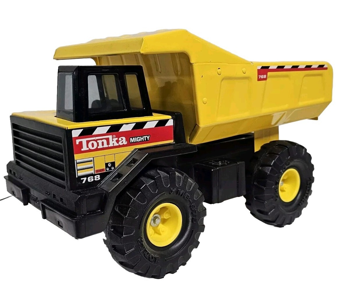 たかTONKA MIGHTY DUMP スチール製ダンプカー 金属製 1997 Tonka Mighty Dump Truck 768 Pressed Steel RARE 93901