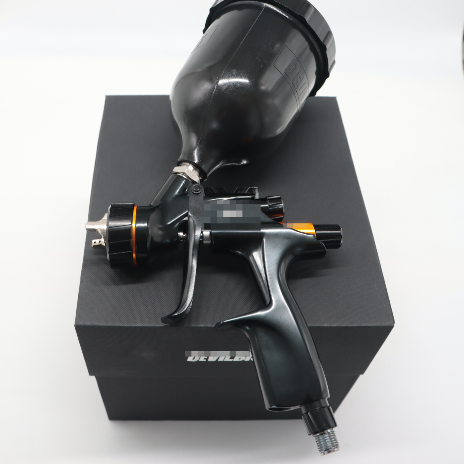 Automobile spray gun CLEARCOAT SPRAY GUN 600ML Cup 1.3mm Tip for Paint