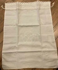 BOUTROSS HAND EMBROIDERY #9256 - LAUNDRY BAG - 25"L X 19"W (BACK IS SOLID)