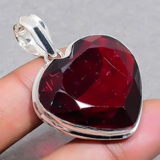 Ciondolo sfaccettato Mozambico granato forma cuore gemma gioielli fatto a man...