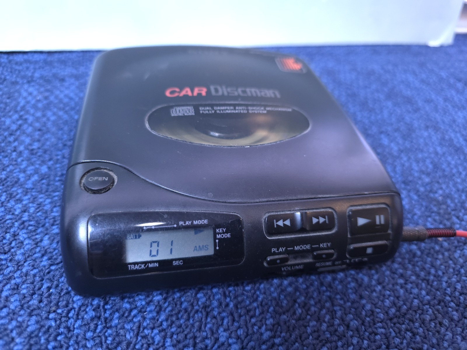 1990 Sony CD DiscMan D-180K Portable CD Player Walkman Car Disk