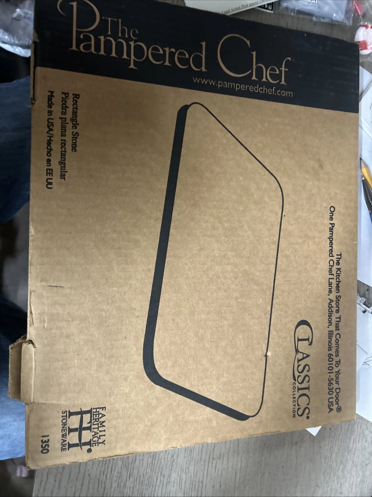 THE PAMPERED CHEF Heritage Stoneware Collection 12"x15" Flat Baking Stone #1350